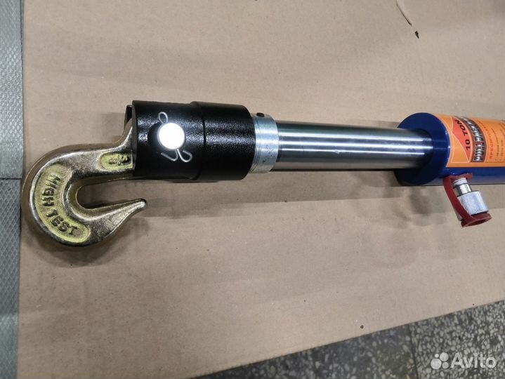 Цилиндр стяжной на 10 тонн