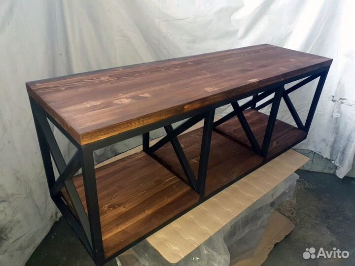 Тумба для аквариума из массива дерева Лофт