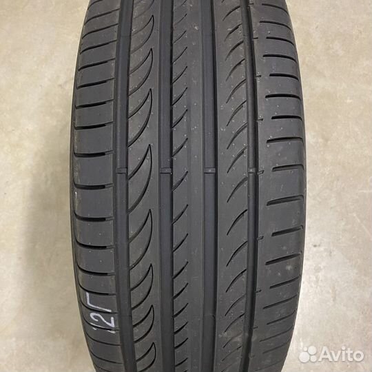 Pirelli Powergy 215/65 R17 99