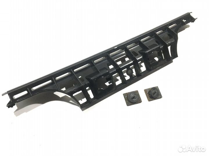 Кронштейн заднего бампера Mercedes E W211