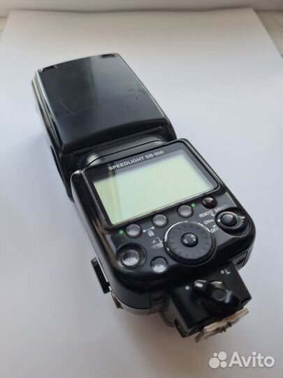 Продам вспышку Nikon sb-900
