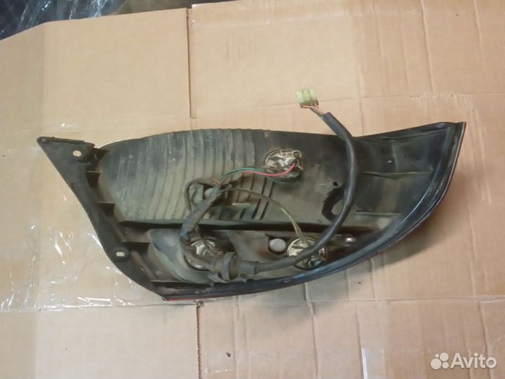 Фонарь задний правый KIA clarus 2