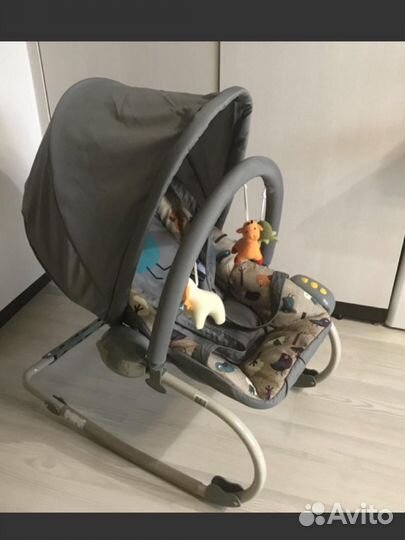 Шезлонг детский babyton