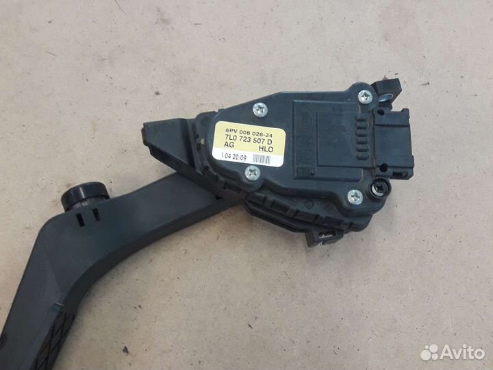 Педаль газа Volkswagen touareg gp 3.0tdi