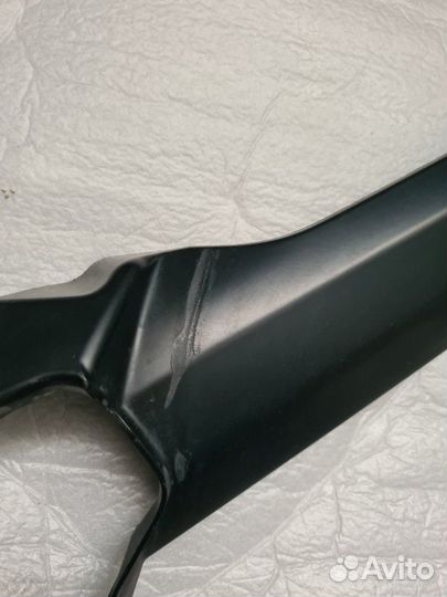 Молдинг лобового стекла передний правый Land Rover