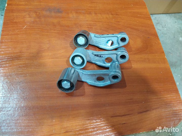 Новый Обводной ролик натяжителя грм VAG 1,4-1,6