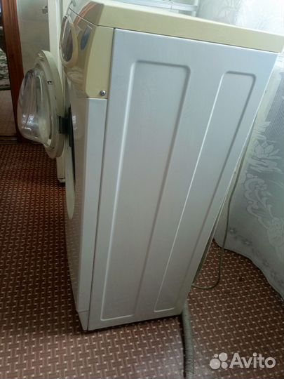 Продам стиральную машину