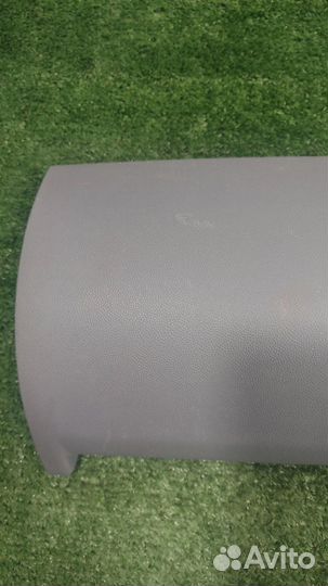 Накладка торпедо Peugeot Expert 2010