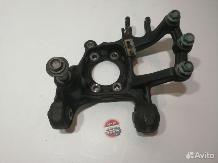 Кулак задний Левый Mazda 6GJ