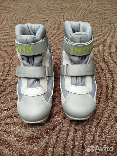 Лыжные ботинки