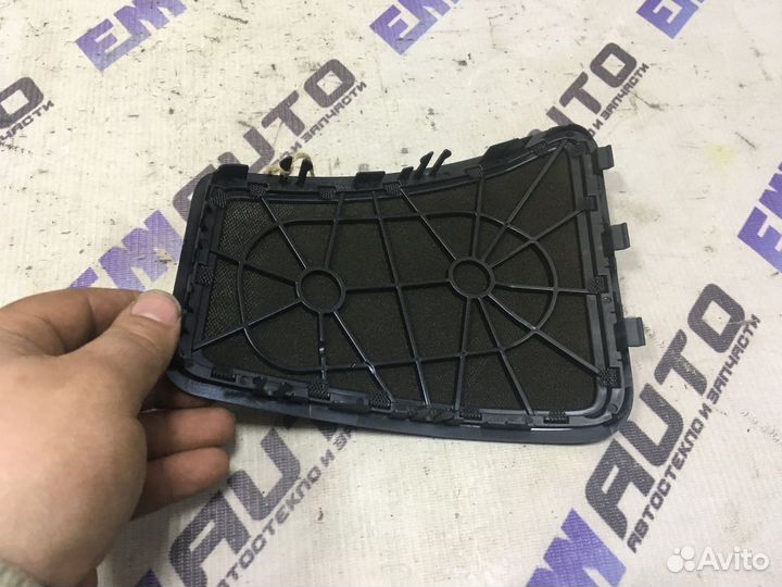 Решетка динамика задняя правая бмв 730D F01 седан