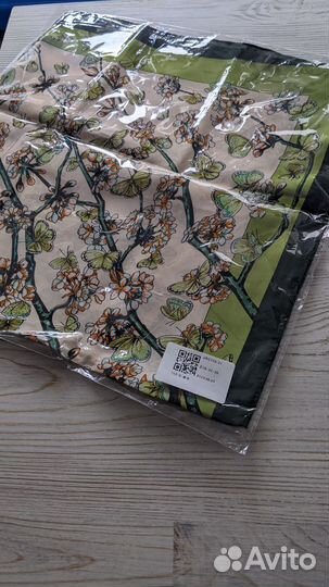 Платок женский шейный легкий