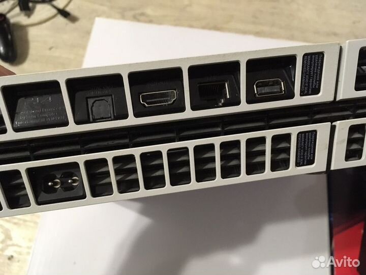 Sony PS4 cun-1108а 500gb jet black и white