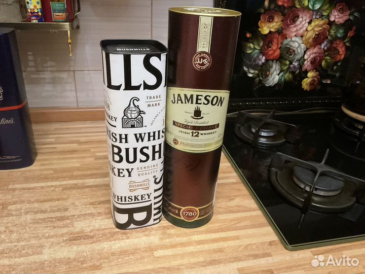 Жестяные и картонные коробки