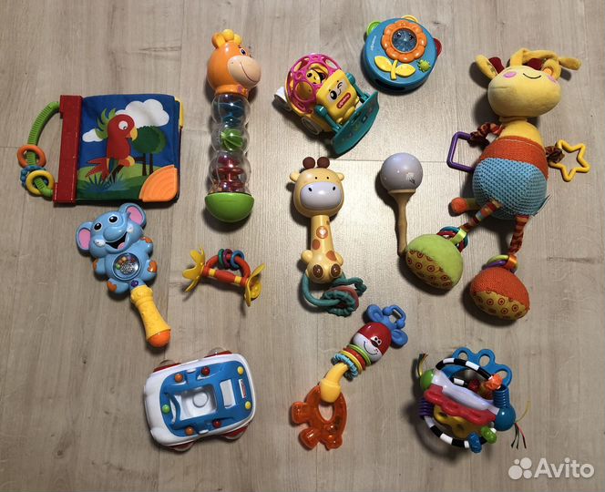 Игрушки пакетом до года