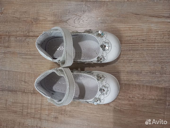 Б/у туфли для девочки