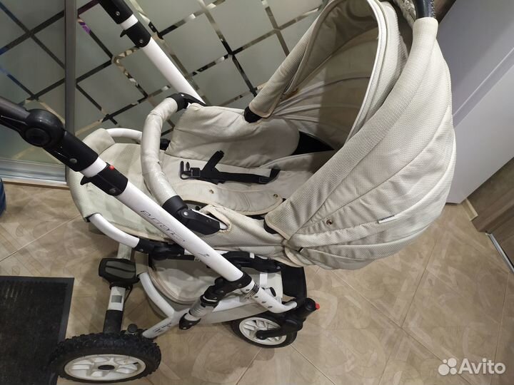 Продам коляску 2в 1 Expander Essence