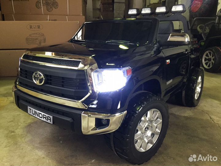 Детский электромобиль Toyota Tundra с пультом