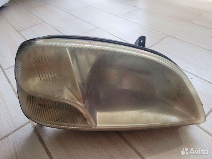 Фара suzuki swift