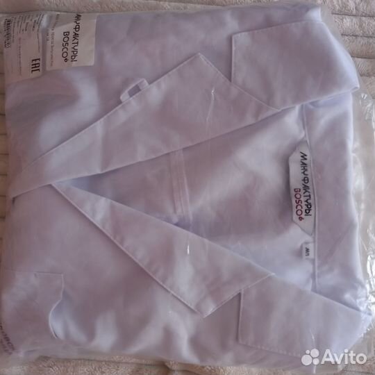 Медицинская одежда: халат, блузка