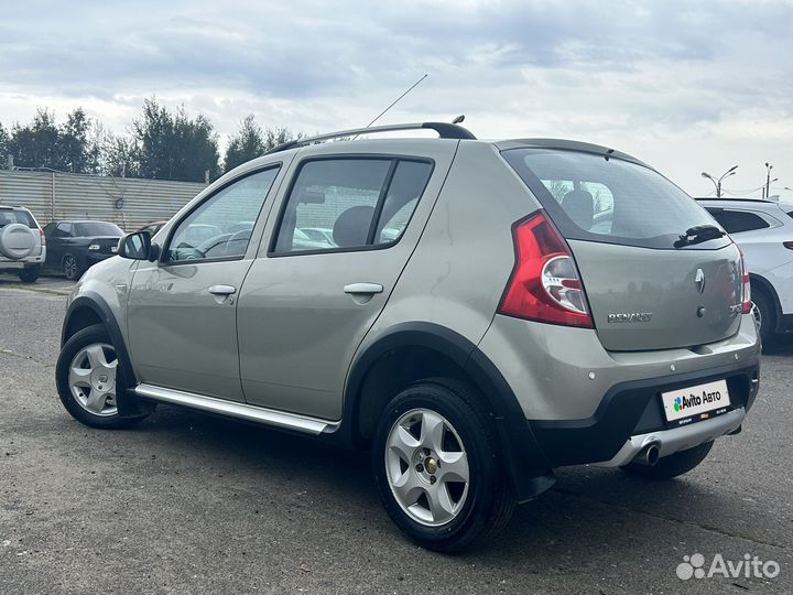 Renault Sandero Stepway 1.6 AT, 2013, 114 500 км