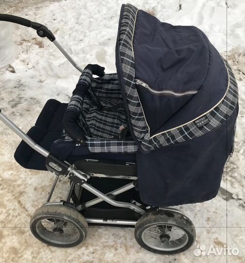 Коляска для двойни Emmaljunga Twin City Cross