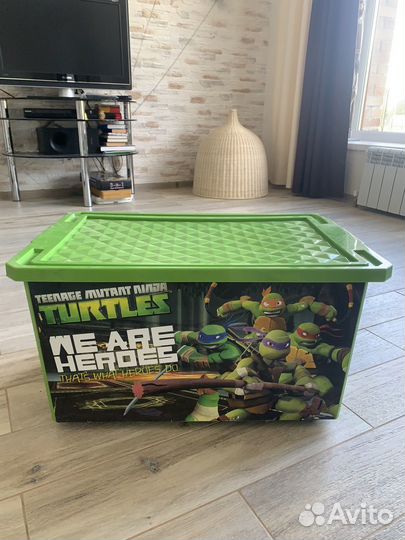 Ящик для игрушек на колесах