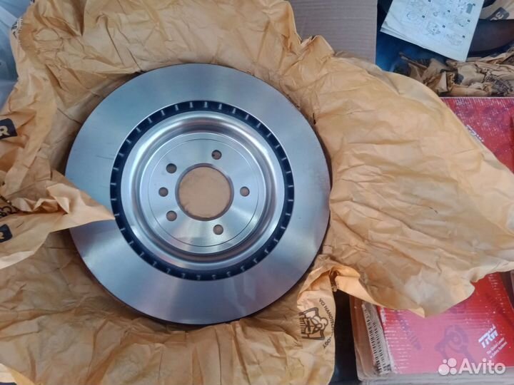 Тормозные диски на Range Rover Sport