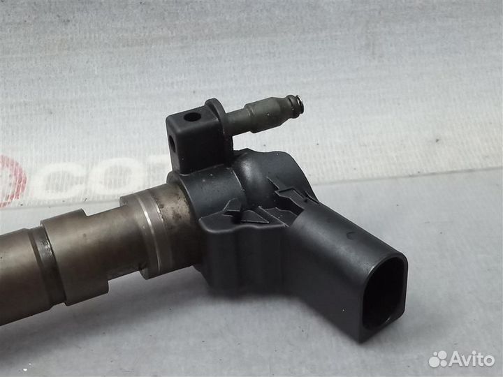 Форсунка топливная diesel VW Passat (B6) 2005-2010