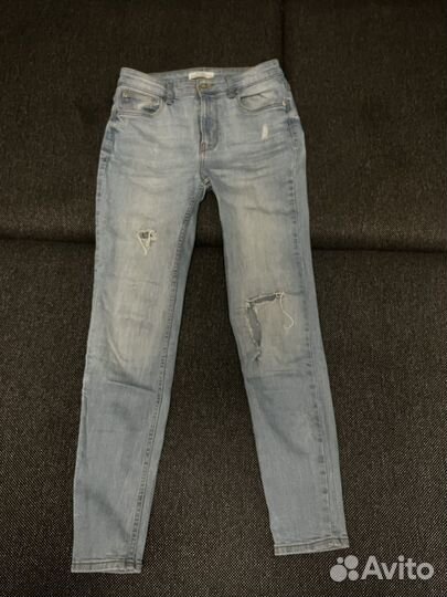 Джинсы bershka