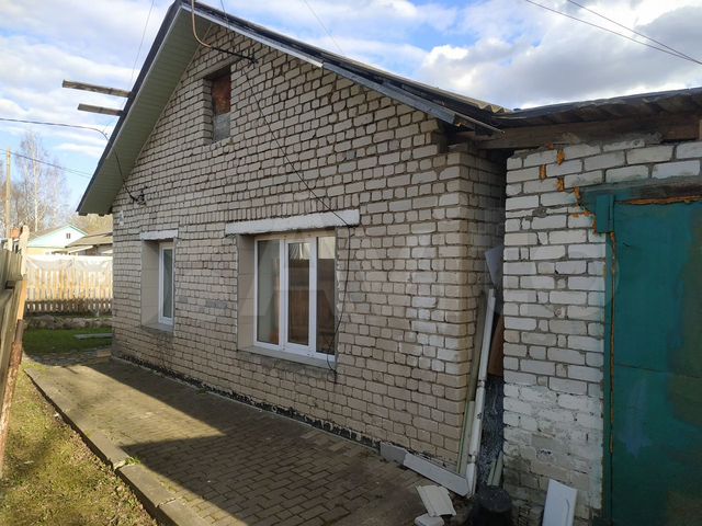 Дом 50 м² на участке 6 сот.