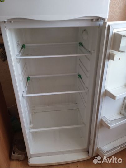 Холодильник на запчасти