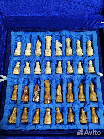 Шахматы из оникса