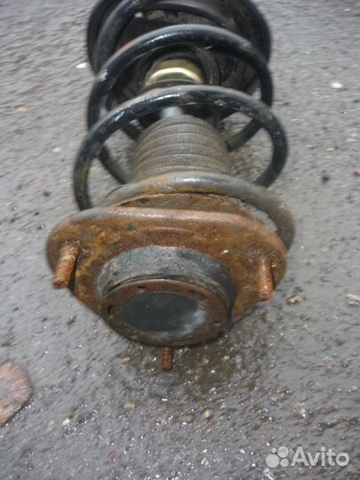 Стойка передняя правая BYD F3 бад ф3