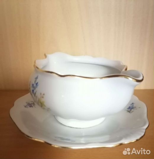 Haas&Czjzek фарфоровая соусница, чсср