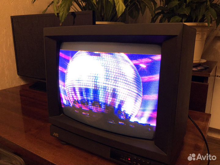 Телевизор JVC
