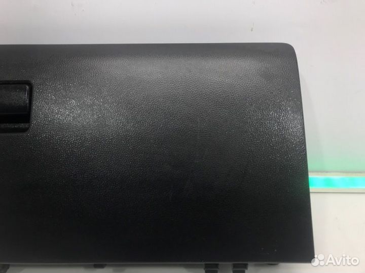 Бардачок Toyota Rav 4 2019-2023