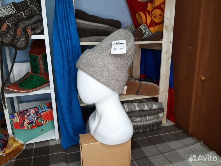 Шапка бини с отворотом серая из шерсти яка