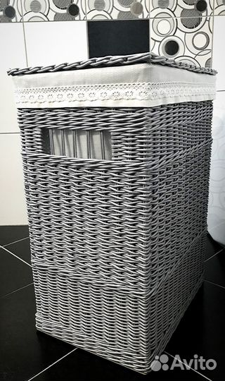 Короб для белья. Полка для туалетной бумаги