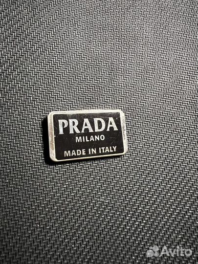 Фурнитура фирменная