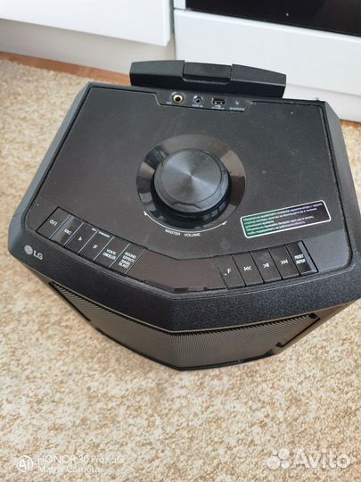 Блютуз колонка