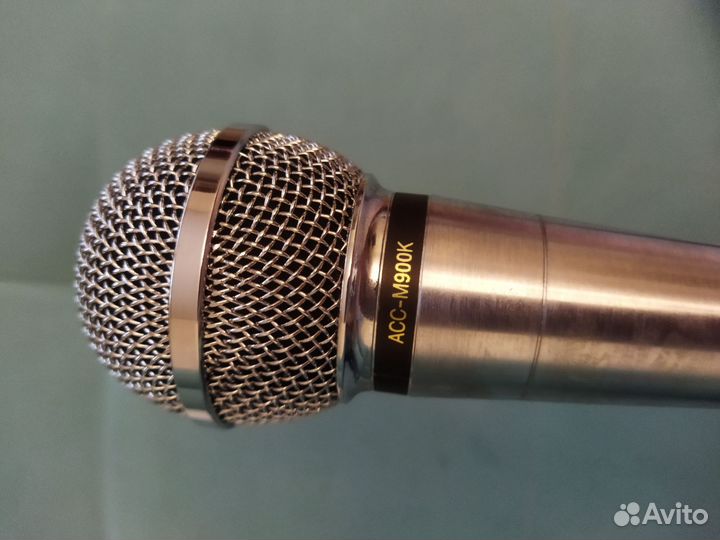 Микрофон для караоке LG