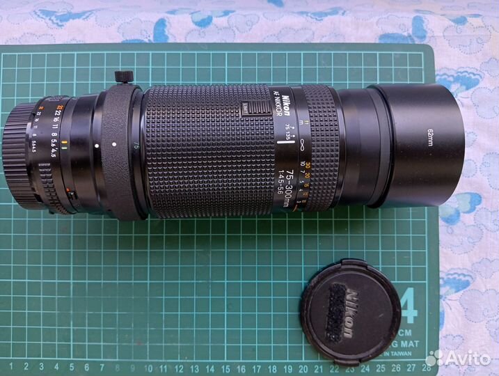 Объектив Nikon AF Nikkor 75-300mm F/ 4.5-5.6