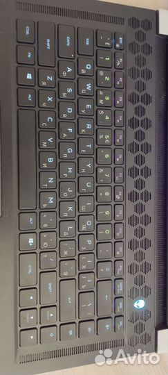 Ноутбук Alienware x15 R1 белый
