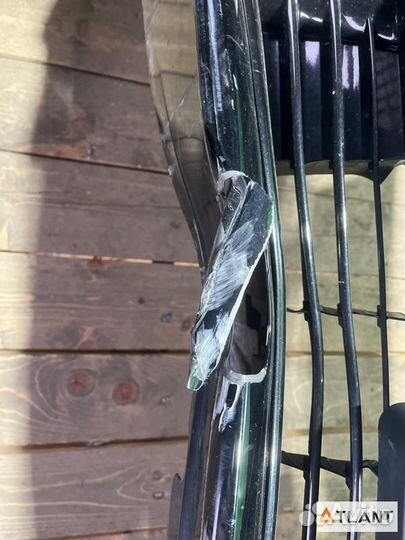 Бампер передний toyota prius