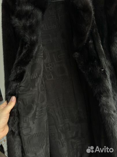 Норковая натуральная шуба черная