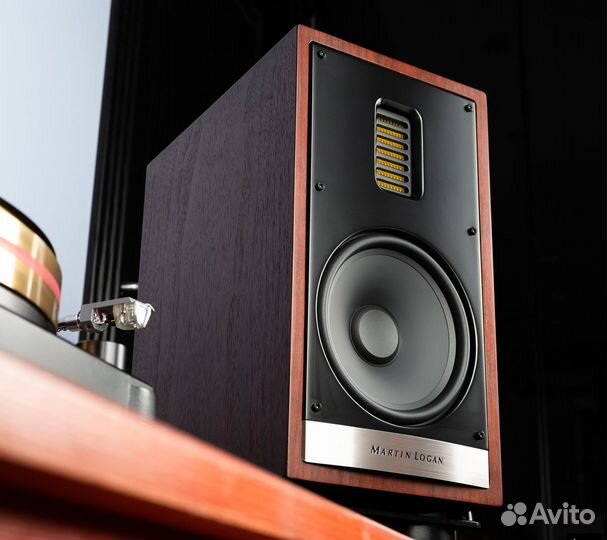 Полочная акустика Martin Logan Motion 35XTi