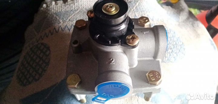 Ускорительный клапан