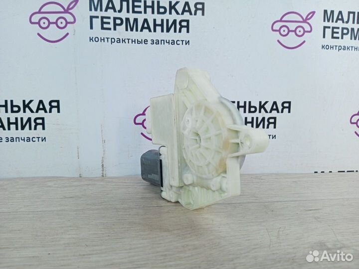 Моторчик стеклоподъемника передний левый BMW X3