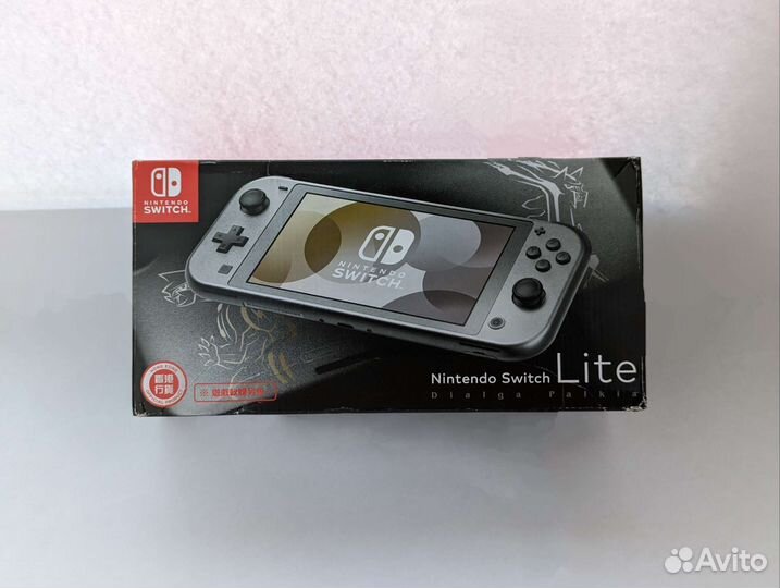 Nintendo Switch Lite / Dialga palkia